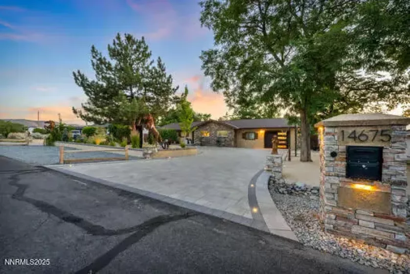14675 Chamy Drive, Reno, Nevada 89521, 6 Bedrooms Bedrooms, ,3 BathroomsBathrooms,Residential,Residential,Chamy Drive,250052730