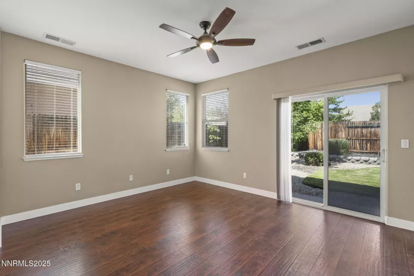 10265 Lucente, Reno, Nevada 89521, 3 Bedrooms Bedrooms, ,2 BathroomsBathrooms,Residential,Residential,Lucente,250052735