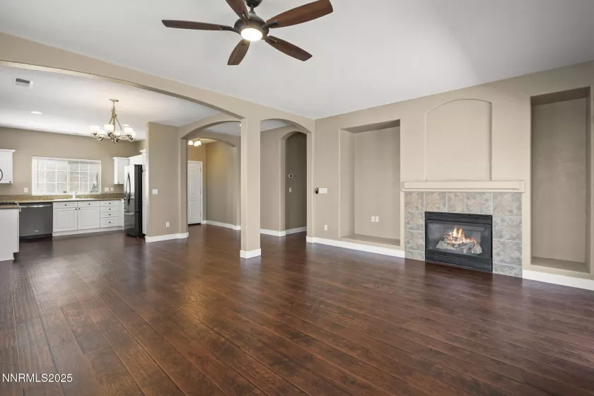 10265 Lucente, Reno, Nevada 89521, 3 Bedrooms Bedrooms, ,2 BathroomsBathrooms,Residential,Residential,Lucente,250052735