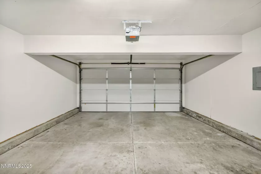 3932-3936 Village, Carson City, Nevada 89701, ,Residential Income,Residential,Village,250050375