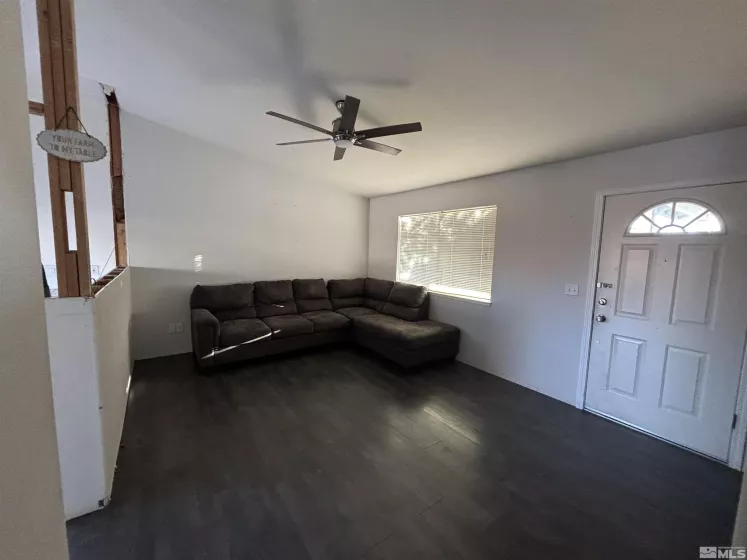 6515 Galice, Sun Valley, Nevada 89433, 3 Bedrooms Bedrooms, ,2 BathroomsBathrooms,Residential,Residential,Galice,250003669