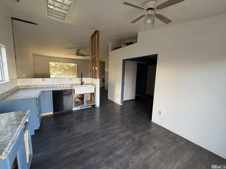 6515 Galice, Sun Valley, Nevada 89433, 3 Bedrooms Bedrooms, ,2 BathroomsBathrooms,Residential,Residential,Galice,250003669