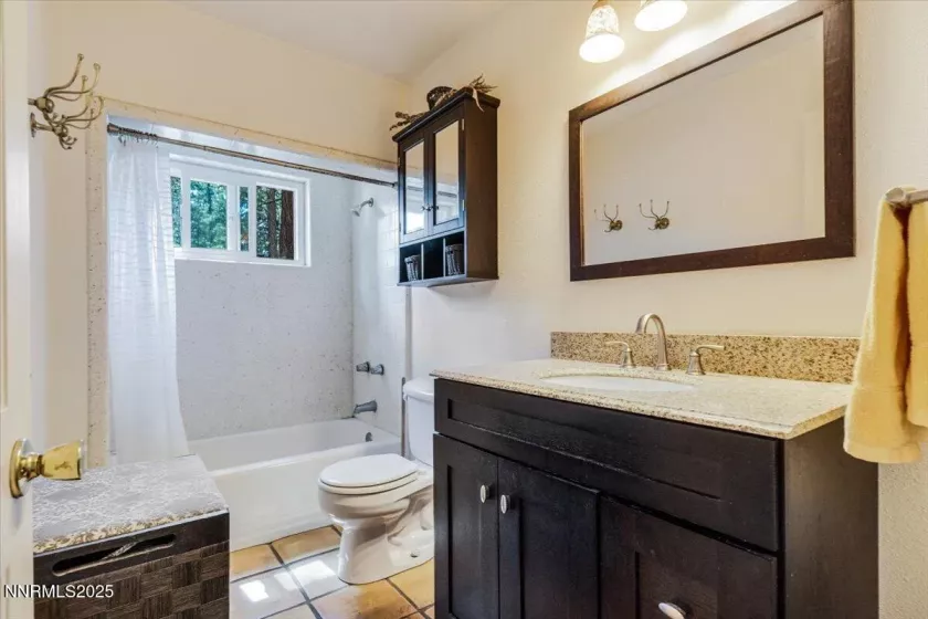 170 Pine, Stateline, Nevada 89449, 5 Bedrooms Bedrooms, ,2 BathroomsBathrooms,Residential,Residential,Pine,250052740