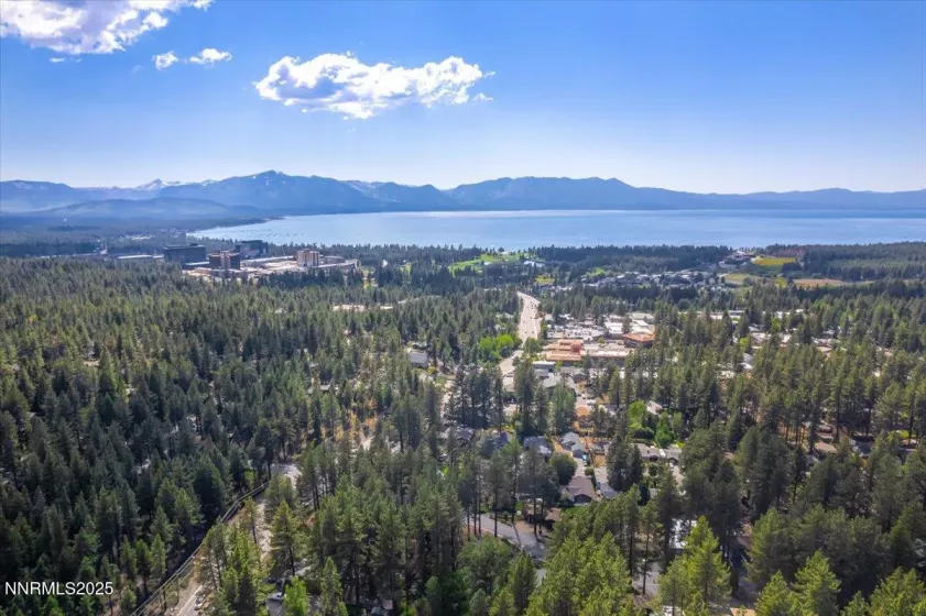 170 Pine, Stateline, Nevada 89449, 5 Bedrooms Bedrooms, ,2 BathroomsBathrooms,Residential,Residential,Pine,250052740