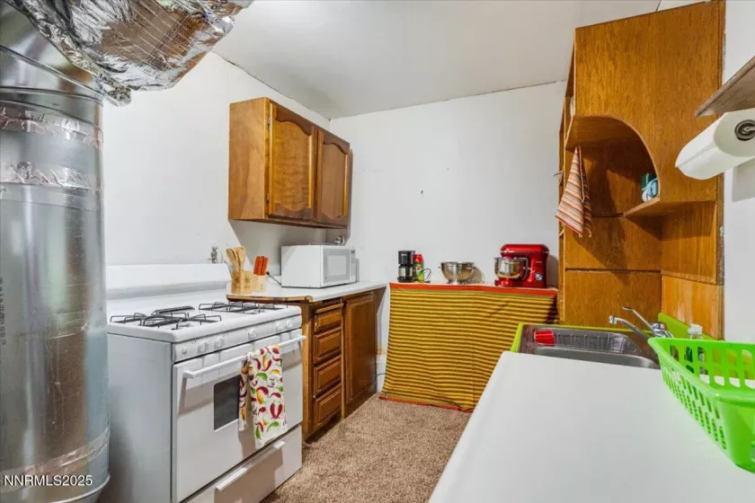 170 Pine, Stateline, Nevada 89449, 5 Bedrooms Bedrooms, ,2 BathroomsBathrooms,Residential,Residential,Pine,250052740