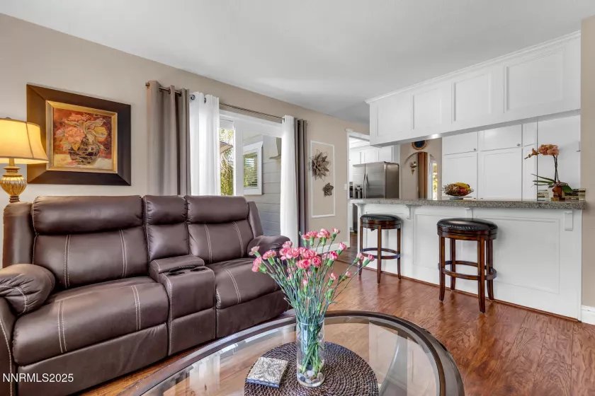 831 Blue Falls, Reno, Nevada 89511, 4 Bedrooms Bedrooms, ,3 BathroomsBathrooms,Residential,Residential,Blue Falls,250052743