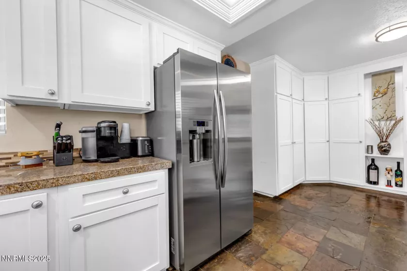 831 Blue Falls, Reno, Nevada 89511, 4 Bedrooms Bedrooms, ,3 BathroomsBathrooms,Residential,Residential,Blue Falls,250052743