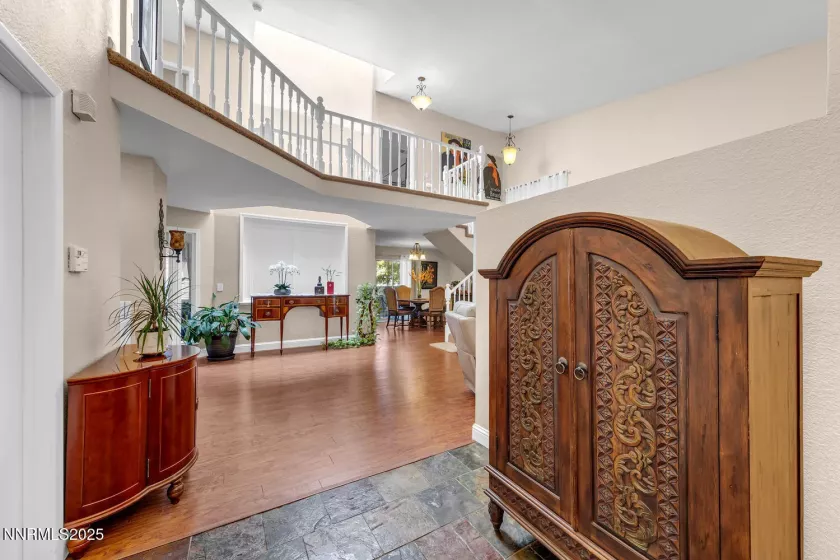 831 Blue Falls, Reno, Nevada 89511, 4 Bedrooms Bedrooms, ,3 BathroomsBathrooms,Residential,Residential,Blue Falls,250052743