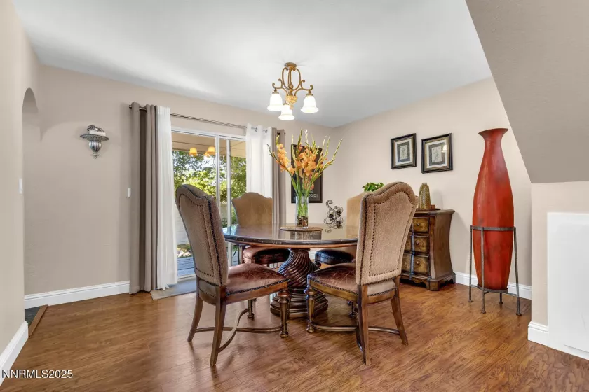 831 Blue Falls, Reno, Nevada 89511, 4 Bedrooms Bedrooms, ,3 BathroomsBathrooms,Residential,Residential,Blue Falls,250052743