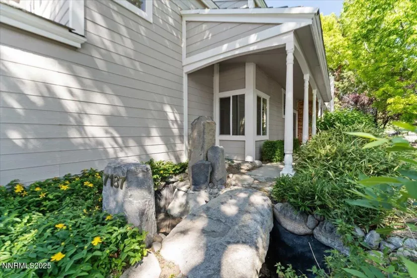 7187 Blue Falls, Reno, Nevada 89511, 4 Bedrooms Bedrooms, ,2 BathroomsBathrooms,Residential,Residential,Blue Falls,250052745