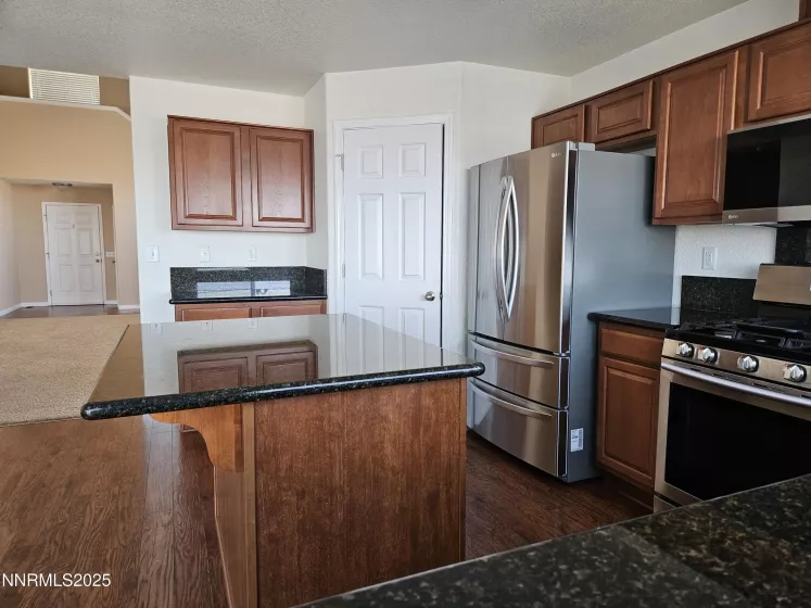 7900 Beech, Silver Springs, Nevada 89429, 4 Bedrooms Bedrooms, ,3 BathroomsBathrooms,Residential,Residential,Beech,250052750
