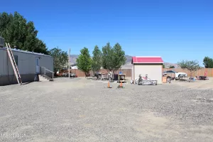 Winnemucca, Nevada 89445, 3 Bedrooms Bedrooms, ,2 BathroomsBathrooms,Residential,Residential,250052751