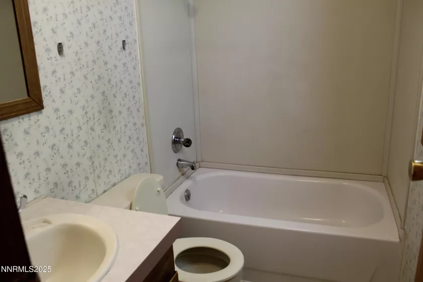 Winnemucca, Nevada 89445, 3 Bedrooms Bedrooms, ,2 BathroomsBathrooms,Residential,Residential,250052751