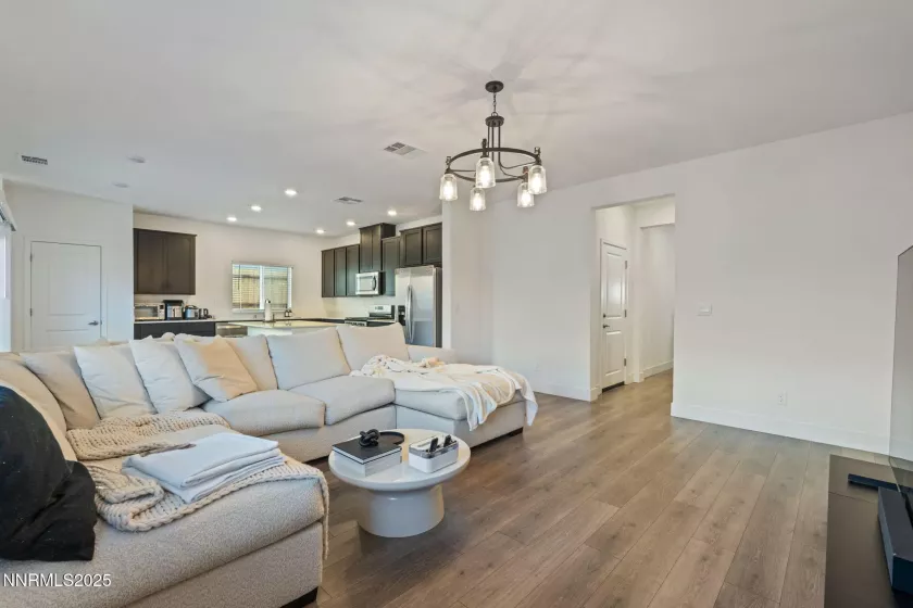 1413 Solitude, Reno, Nevada 89523, 4 Bedrooms Bedrooms, ,3 BathroomsBathrooms,Residential,Residential,Solitude,250052753