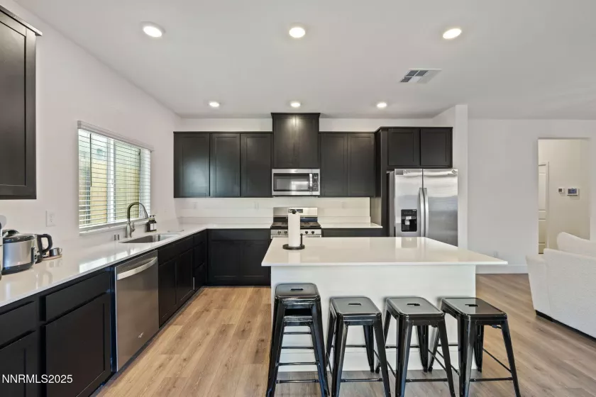 1413 Solitude, Reno, Nevada 89523, 4 Bedrooms Bedrooms, ,3 BathroomsBathrooms,Residential,Residential,Solitude,250052753