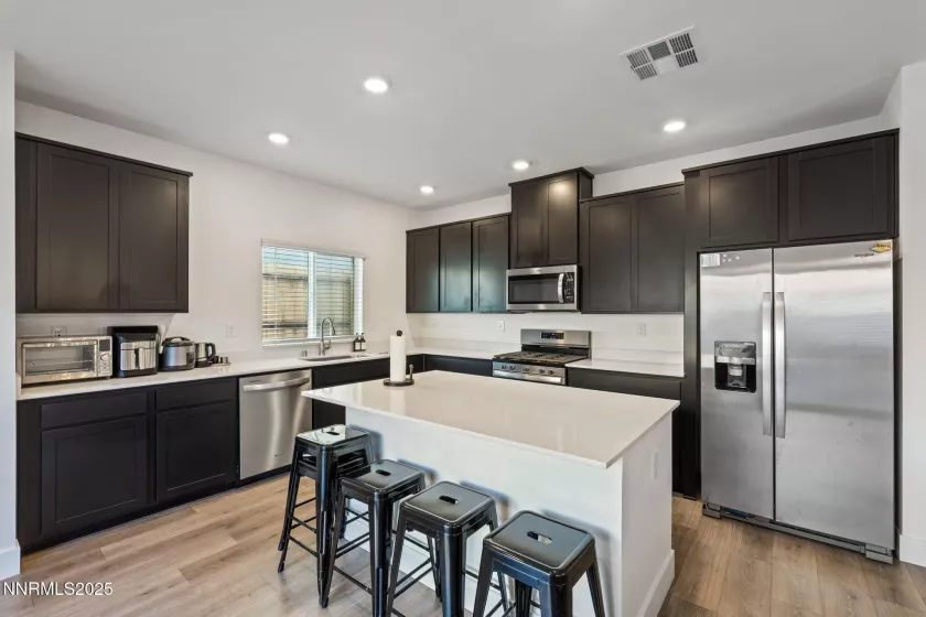 1413 Solitude, Reno, Nevada 89523, 4 Bedrooms Bedrooms, ,3 BathroomsBathrooms,Residential,Residential,Solitude,250052753