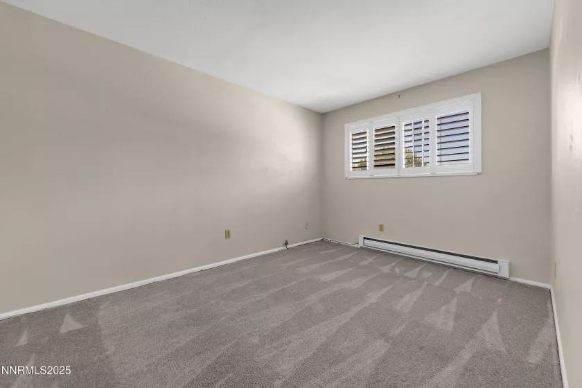 419 Smithridge, Reno, Nevada 89502, 2 Bedrooms Bedrooms, ,2 BathroomsBathrooms,Residential,Residential,Smithridge,250052758