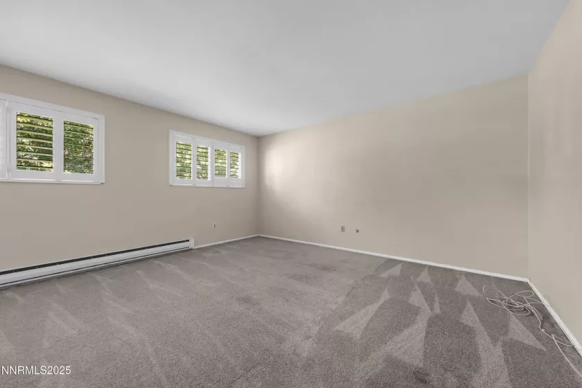 419 Smithridge, Reno, Nevada 89502, 2 Bedrooms Bedrooms, ,2 BathroomsBathrooms,Residential,Residential,Smithridge,250052758