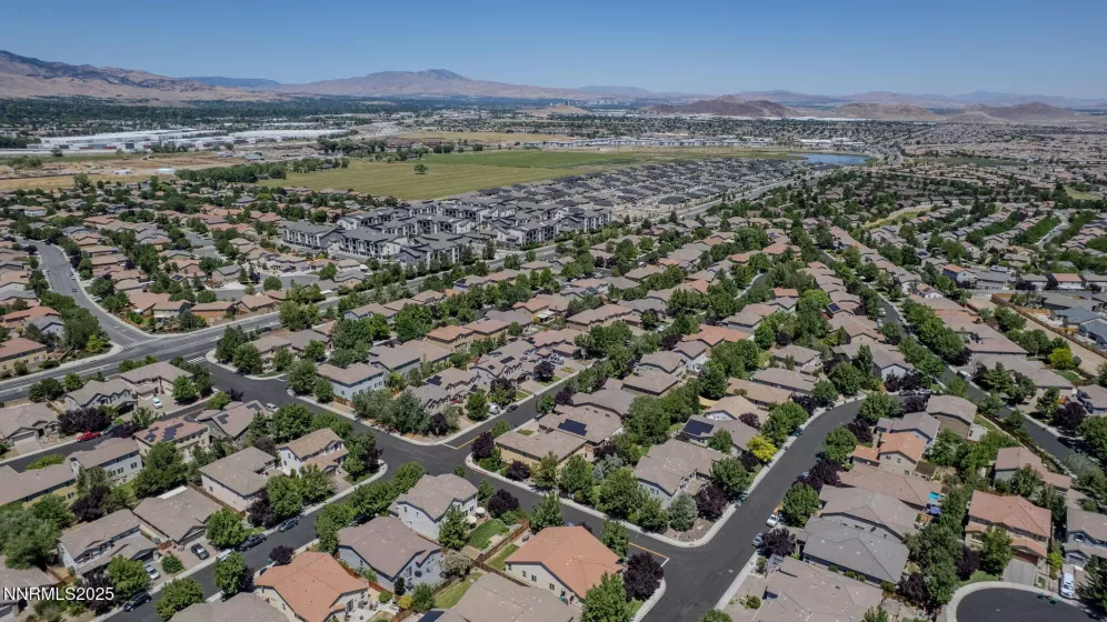 11405 Crotone, Reno, Nevada 89521, 3 Bedrooms Bedrooms, ,2 BathroomsBathrooms,Residential,Residential,Crotone,250052768