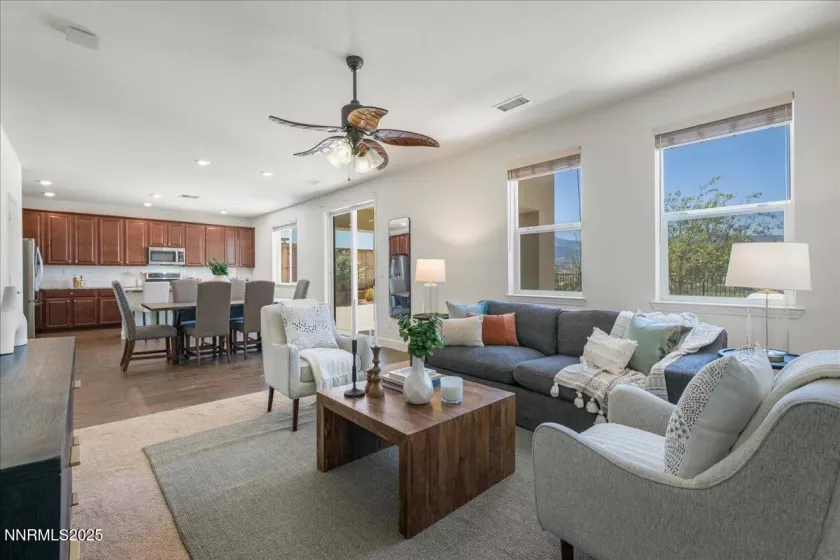 10365 Gold Mine, Reno, Nevada 89521, 4 Bedrooms Bedrooms, ,4 BathroomsBathrooms,Residential,Residential,Gold Mine,250052766