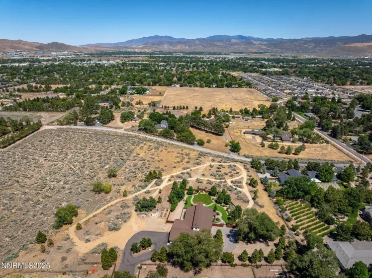 1777 Winnie, Carson City, Nevada 89703, 2 Bedrooms Bedrooms, ,4 BathroomsBathrooms,Residential,Residential,Winnie,250052770