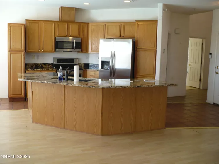 3160 Creekside, Sparks, Nevada 89431, 4 Bedrooms Bedrooms, ,3 BathroomsBathrooms,Residential,Residential,Creekside,250052774