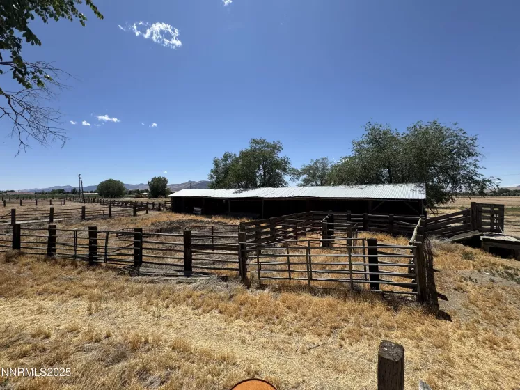 7650 Grass Valley, Winnemucca, Nevada 89445, 5 Bedrooms Bedrooms, ,2 BathroomsBathrooms,Residential,Residential,Grass Valley,250052778