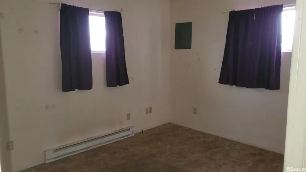 422 C, Hawthorne, Nevada 89415, ,Residential Income,Residential,C,250001417