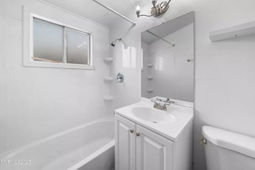 1006 Greenbrae, Sparks, Nevada 89431, 3 Bedrooms Bedrooms, ,2 BathroomsBathrooms,Residential,Residential,Greenbrae,250052782