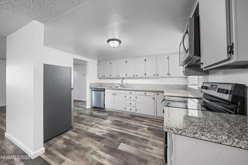 1006 Greenbrae, Sparks, Nevada 89431, 3 Bedrooms Bedrooms, ,2 BathroomsBathrooms,Residential,Residential,Greenbrae,250052782