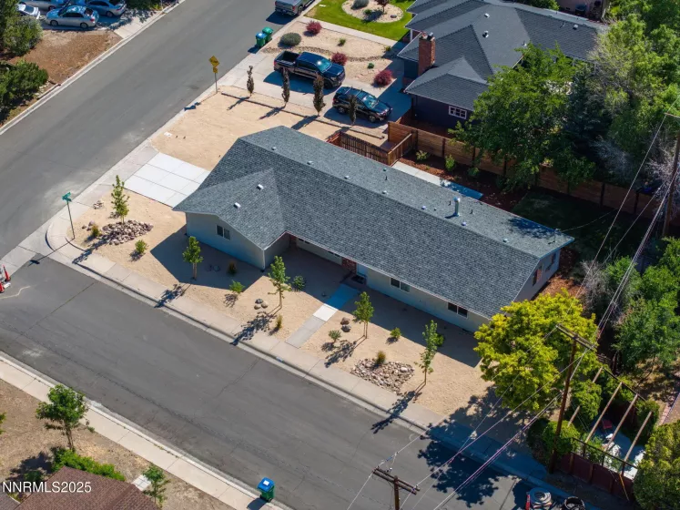 700 Ferris, Reno, Nevada 89509, 3 Bedrooms Bedrooms, ,2 BathroomsBathrooms,Residential,Residential,Ferris,250052786