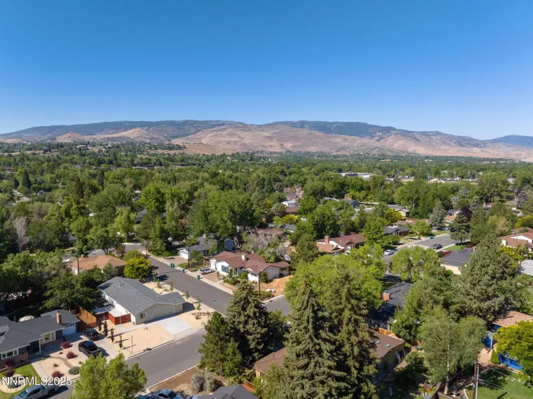 700 Ferris, Reno, Nevada 89509, 3 Bedrooms Bedrooms, ,2 BathroomsBathrooms,Residential,Residential,Ferris,250052786