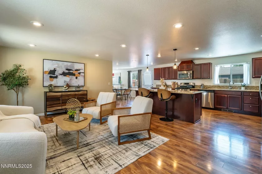 700 Ferris, Reno, Nevada 89509, 3 Bedrooms Bedrooms, ,2 BathroomsBathrooms,Residential,Residential,Ferris,250052786
