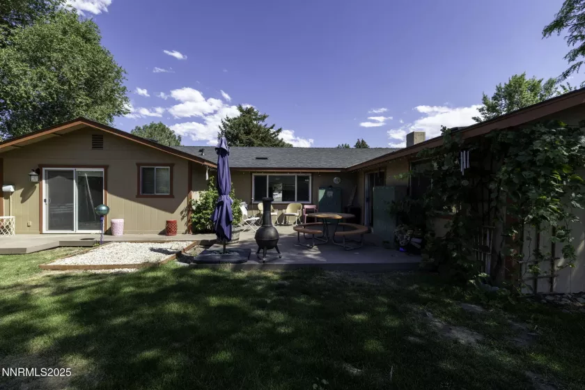 1504 Pinto Court, Carson City, Nevada 89701, 3 Bedrooms Bedrooms, ,2 BathroomsBathrooms,Residential,Residential,Pinto Court,250052785