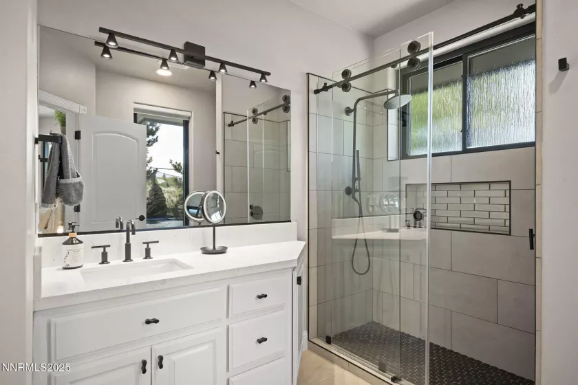 1391 Amado, Reno, Nevada 89511, 4 Bedrooms Bedrooms, ,4 BathroomsBathrooms,Residential,Residential,Amado,250052787