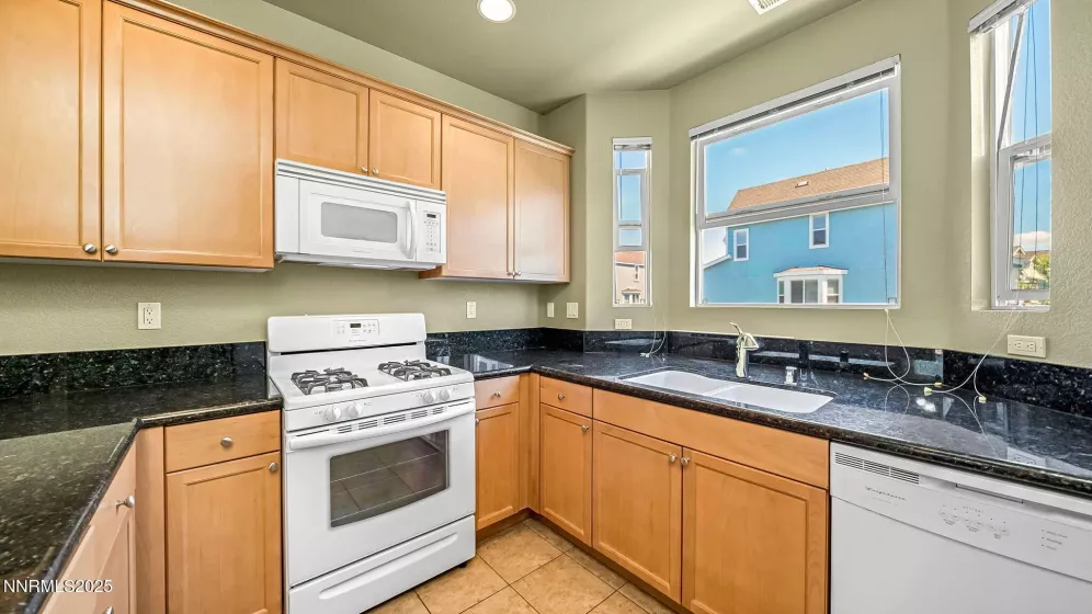 225 Gramercy, Reno, Nevada 89509, 3 Bedrooms Bedrooms, ,3 BathroomsBathrooms,Residential,Residential,Gramercy,250052788