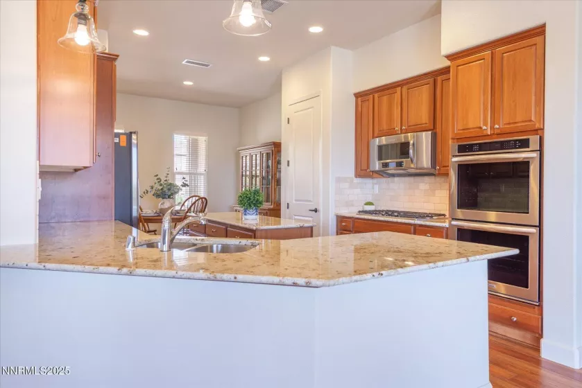 1197 Callaway, Reno, Nevada 89523, 3 Bedrooms Bedrooms, ,2 BathroomsBathrooms,Residential,Residential,Callaway,250052790
