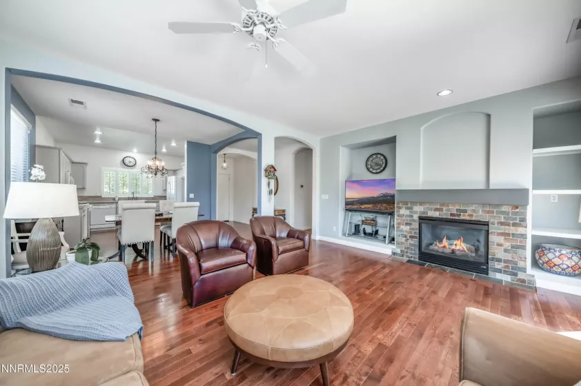 9578 Rusty Nail, Reno, Nevada 89521, 3 Bedrooms Bedrooms, ,2 BathroomsBathrooms,Residential,Residential,Rusty Nail,250052795