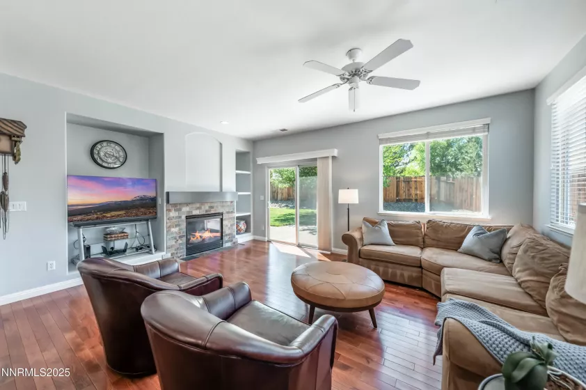 9578 Rusty Nail, Reno, Nevada 89521, 3 Bedrooms Bedrooms, ,2 BathroomsBathrooms,Residential,Residential,Rusty Nail,250052795