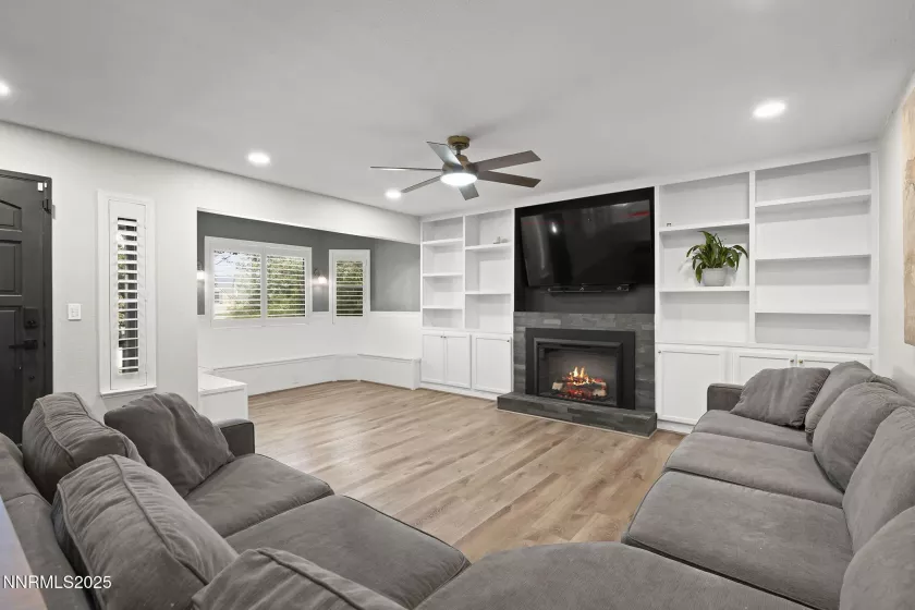 14690 Rancheros, Reno, Nevada 89521, 3 Bedrooms Bedrooms, ,3 BathroomsBathrooms,Residential,Residential,Rancheros,250050268