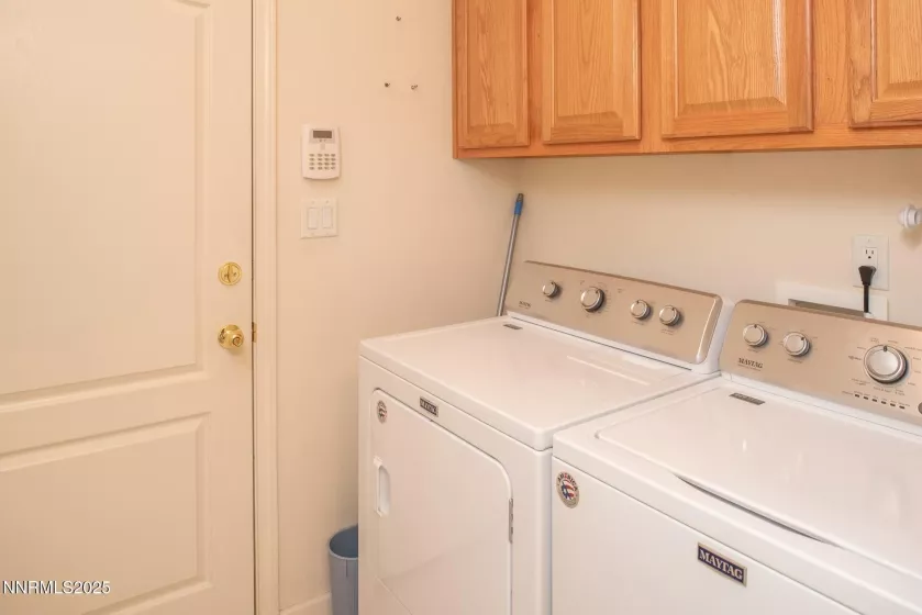 1560 Freeman, Sparks, Nevada 89436, 4 Bedrooms Bedrooms, ,2 BathroomsBathrooms,Residential,Residential,Freeman,250052801