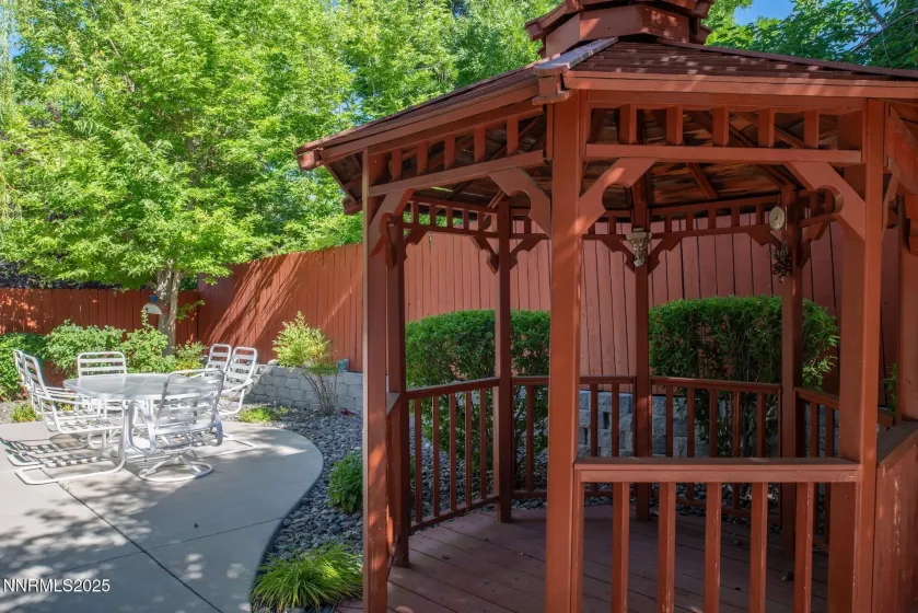 1560 Freeman, Sparks, Nevada 89436, 4 Bedrooms Bedrooms, ,2 BathroomsBathrooms,Residential,Residential,Freeman,250052801