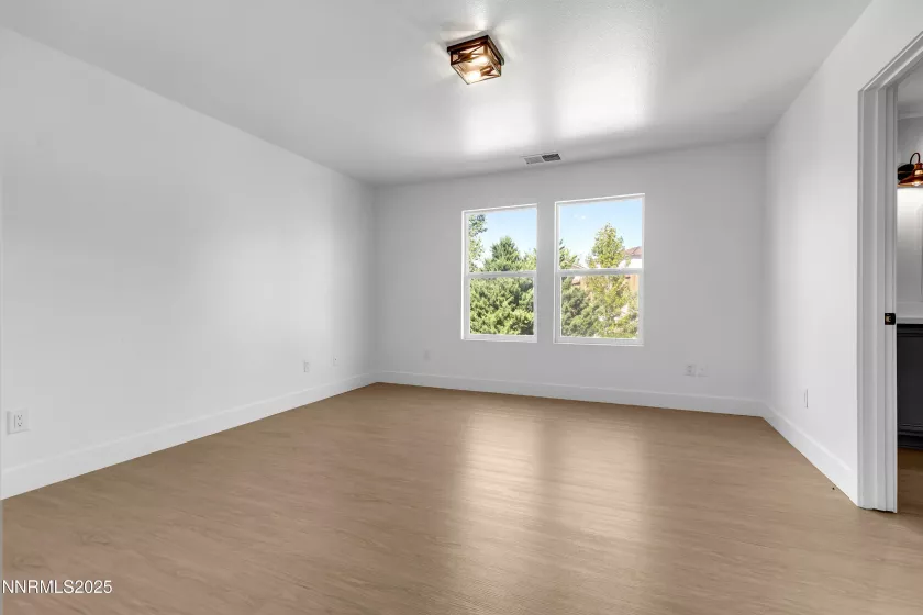 8868 Silverkist, Reno, Nevada 89506, 4 Bedrooms Bedrooms, ,3 BathroomsBathrooms,Residential,Residential,Silverkist,250052810