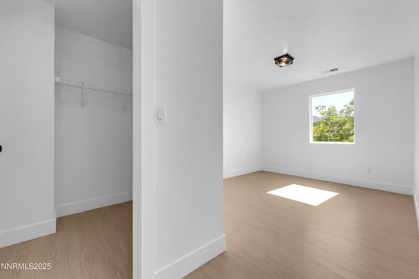 8868 Silverkist, Reno, Nevada 89506, 4 Bedrooms Bedrooms, ,3 BathroomsBathrooms,Residential,Residential,Silverkist,250052810