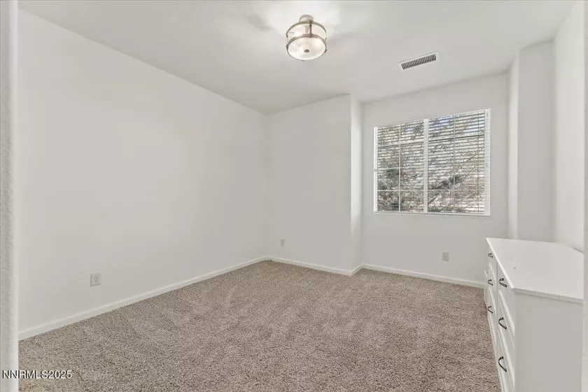 9620 Jessica, Reno, Nevada 89521, 4 Bedrooms Bedrooms, ,3 BathroomsBathrooms,Residential,Residential,Jessica,250052818