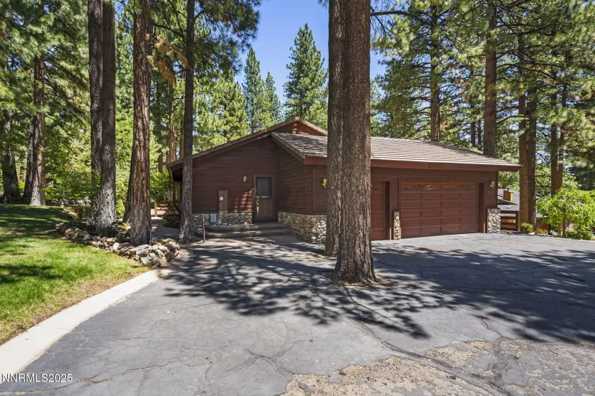 1705 Blue Spruce, Reno, Nevada 89511, 4 Bedrooms Bedrooms, ,3 BathroomsBathrooms,Residential,Residential,Blue Spruce,250052846