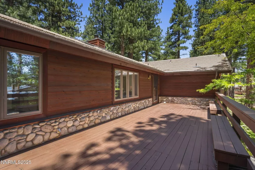 1705 Blue Spruce, Reno, Nevada 89511, 4 Bedrooms Bedrooms, ,3 BathroomsBathrooms,Residential,Residential,Blue Spruce,250052846