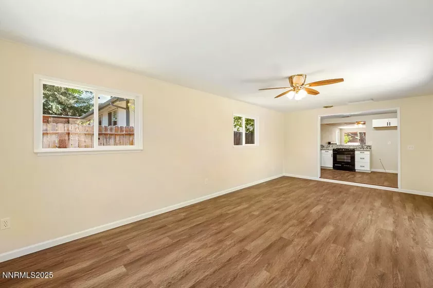 3670 Meeks, Reno, Nevada 89503, 3 Bedrooms Bedrooms, ,2 BathroomsBathrooms,Residential,Residential,Meeks,250052845
