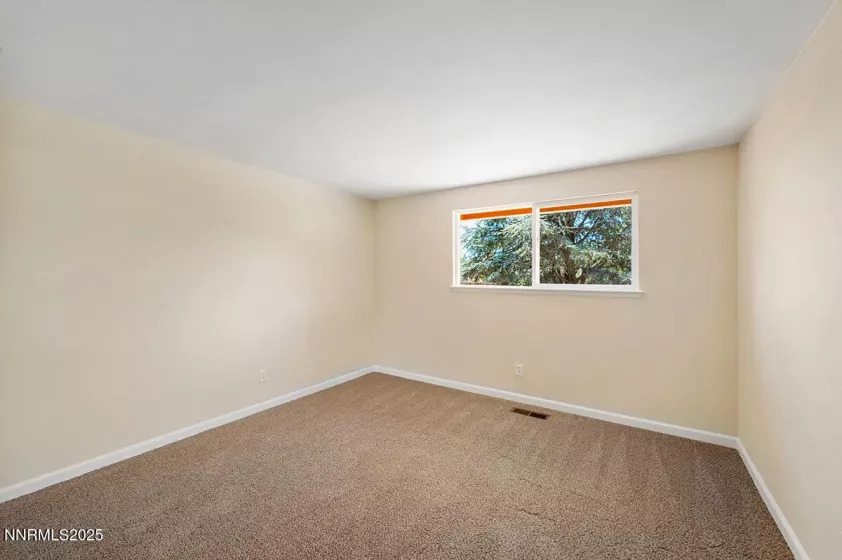 3670 Meeks, Reno, Nevada 89503, 3 Bedrooms Bedrooms, ,2 BathroomsBathrooms,Residential,Residential,Meeks,250052845