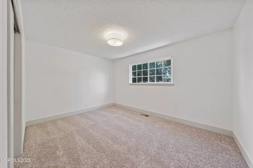 1745 Vance, Sparks, Nevada 89431, 3 Bedrooms Bedrooms, ,2 BathroomsBathrooms,Residential,Residential,Vance,250052847